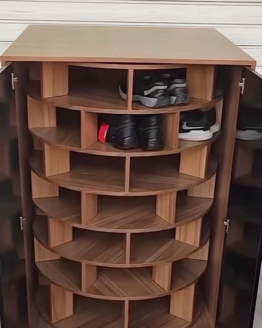 π₯ Infinity Shoe Rack